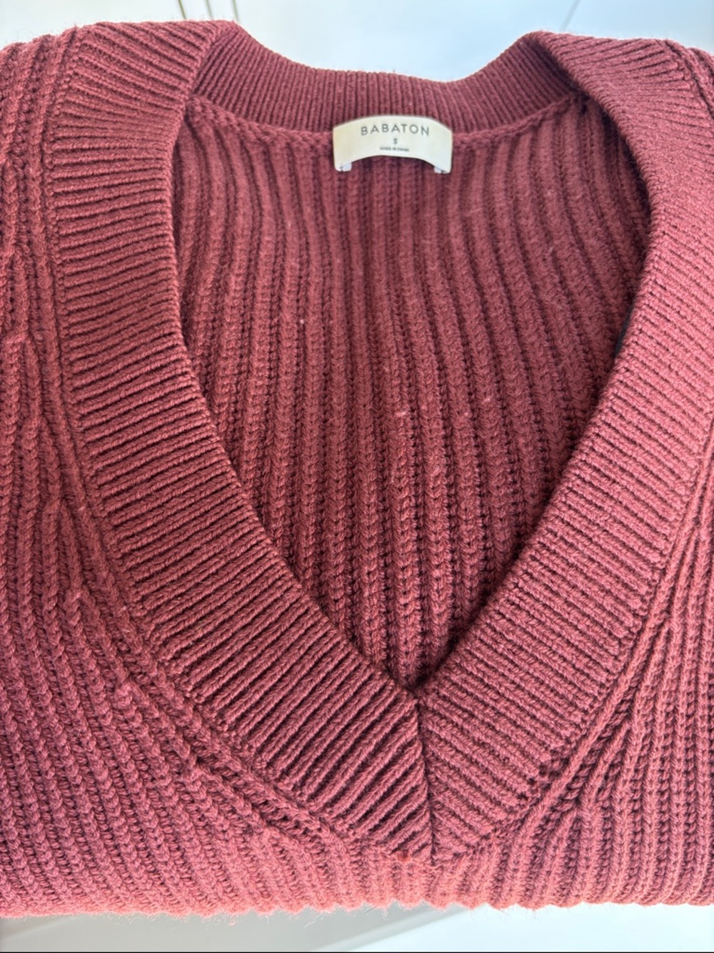 Aritzia Babaton V-Neck Knit Sweater in Berry/Wine Color (oversized)